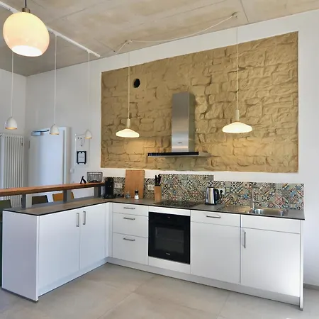 Wohnen Im Klassenzimmer Einer Alten Schule Apartmán