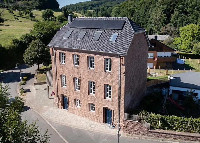 Wohnen Im Klassenzimmer Einer Alten Schule Lägenhet Baustert