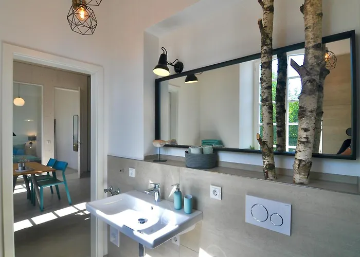 Wohnen Im Klassenzimmer Einer Alten Schule