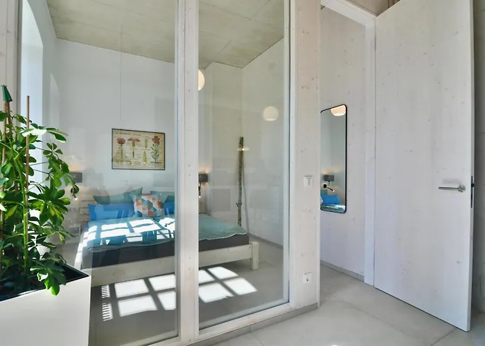 Lägenhet Wohnen Im Klassenzimmer Einer Alten Schule Baustert