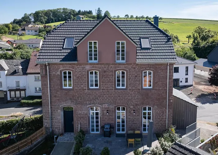 Wohnen Im Klassenzimmer Einer Alten Schule